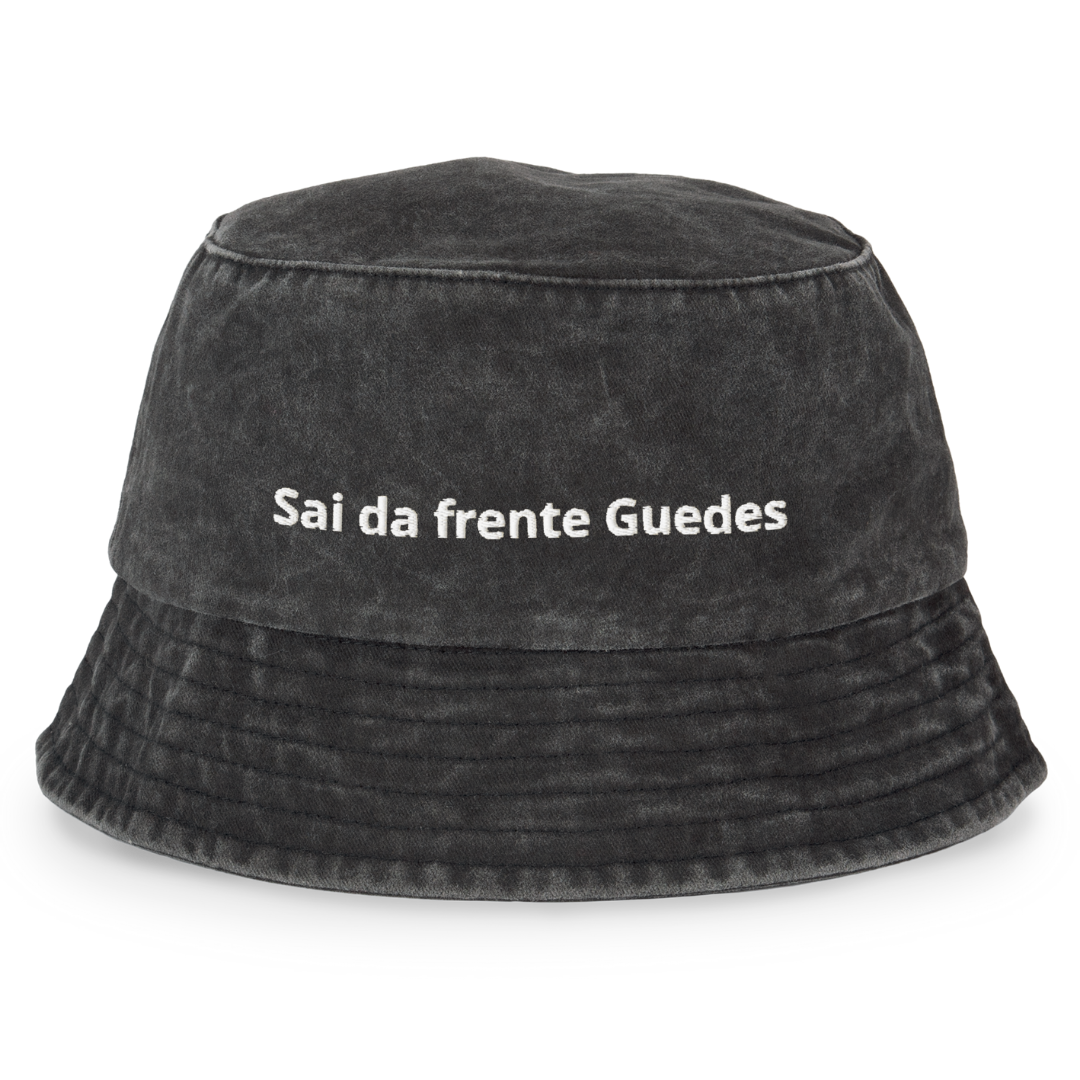 Sai da frente Guedes - Panamá