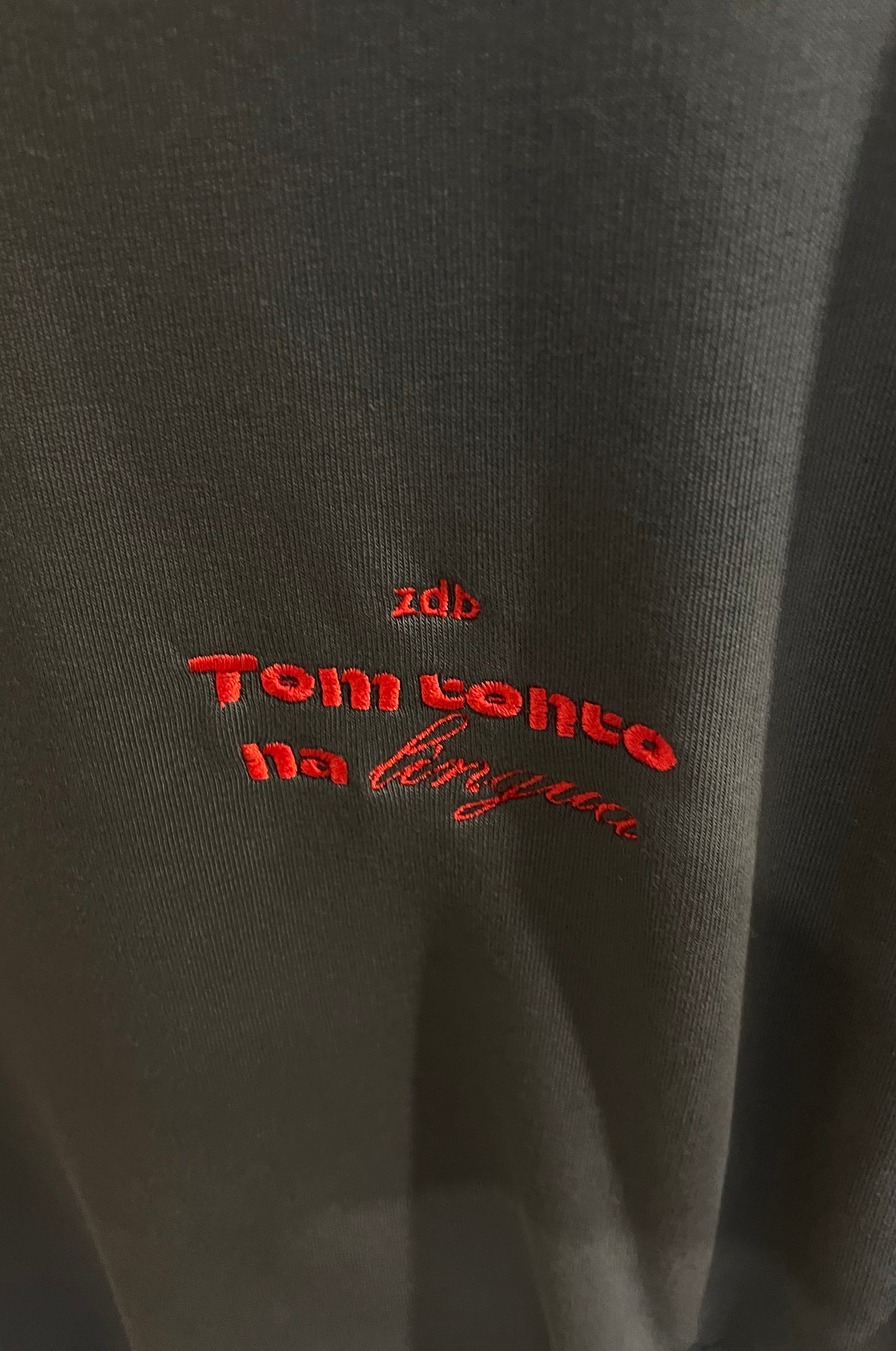 Tem tento na língua