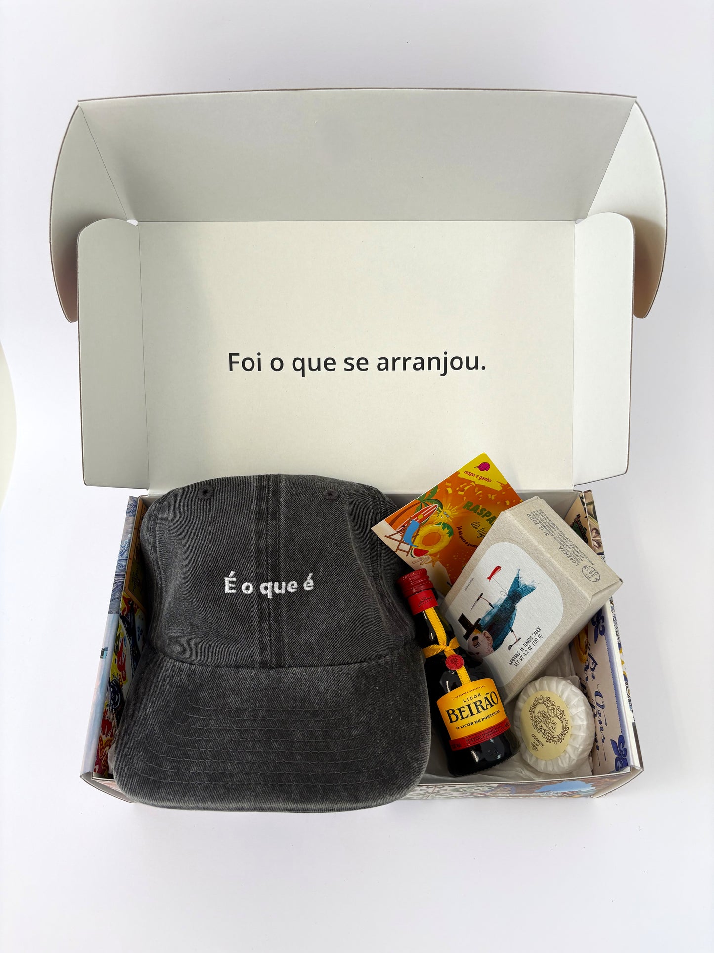 Não vim de mãos a abanar